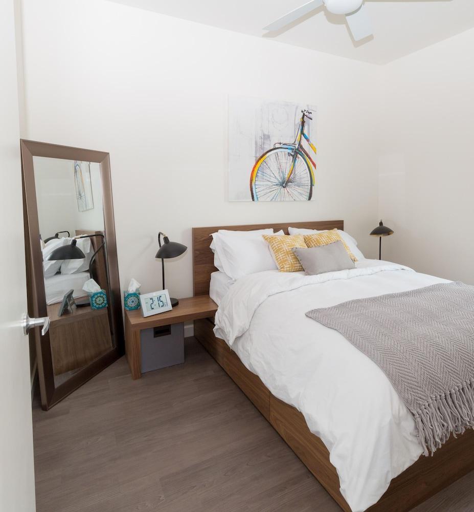 Domicile Suites At Marina Slu Сіетл Екстер'єр фото